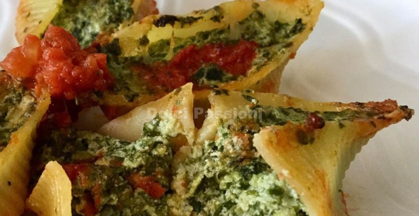 Conchiglioni Ripieni Con Ricotta E Spinaci Gratinati Al Forno Dolci Passioni Dolci Passioni