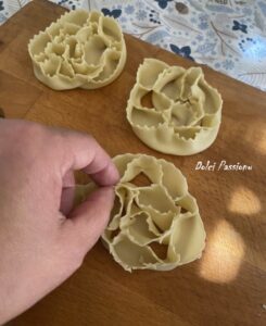 Cartellate Baresi, la ricetta di Nina