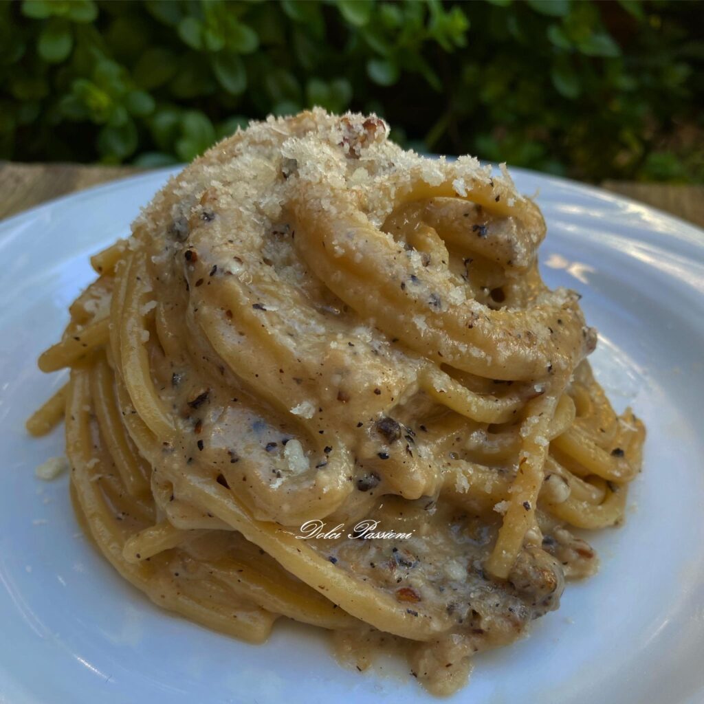 Spaghetti Cacio e Pepe, la ricetta della Nina