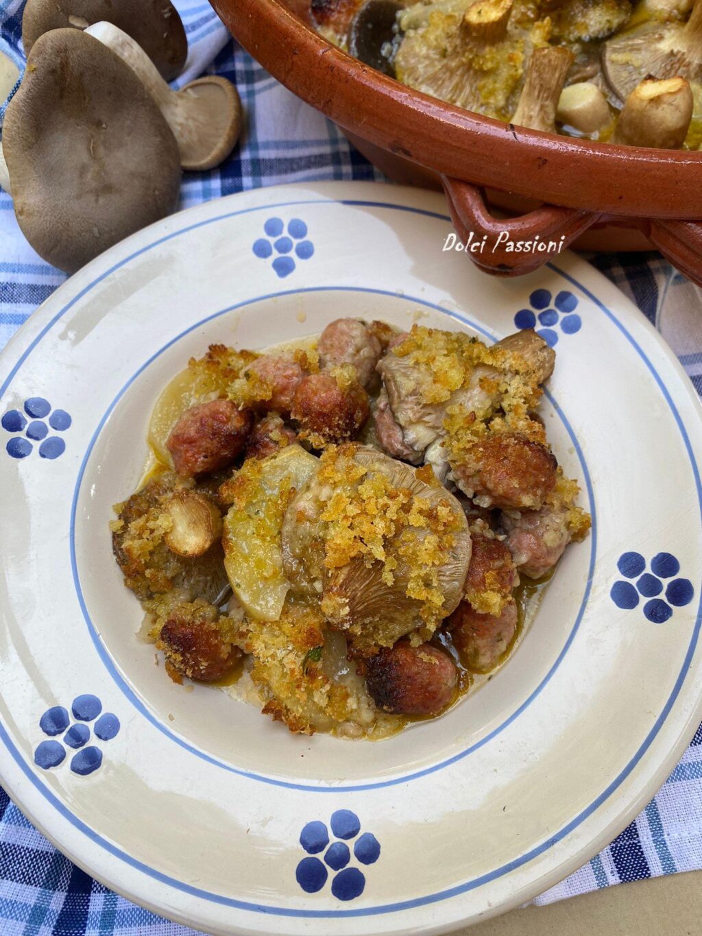 Funghi Cardoncelli gratinati con patate e polpettine
