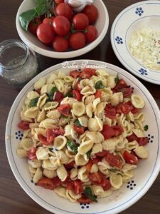Orecchiette alla Crudaiola: ricetta facile e veloce