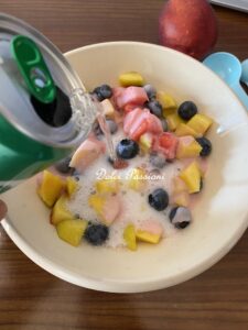 Subak Hwachae: Punch Coreano all'anguria Subak Hwachae: Punch Coreano all'anguria