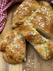Soffice Treccione Panbrioche con granella di zucchero