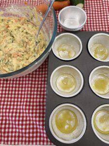 Muffin con zucchine, patate e carote: ricetta facile della Nina