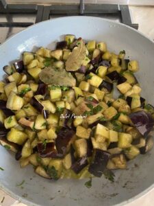Melanzane a Funghetto con pomodorini: ricetta della Nina