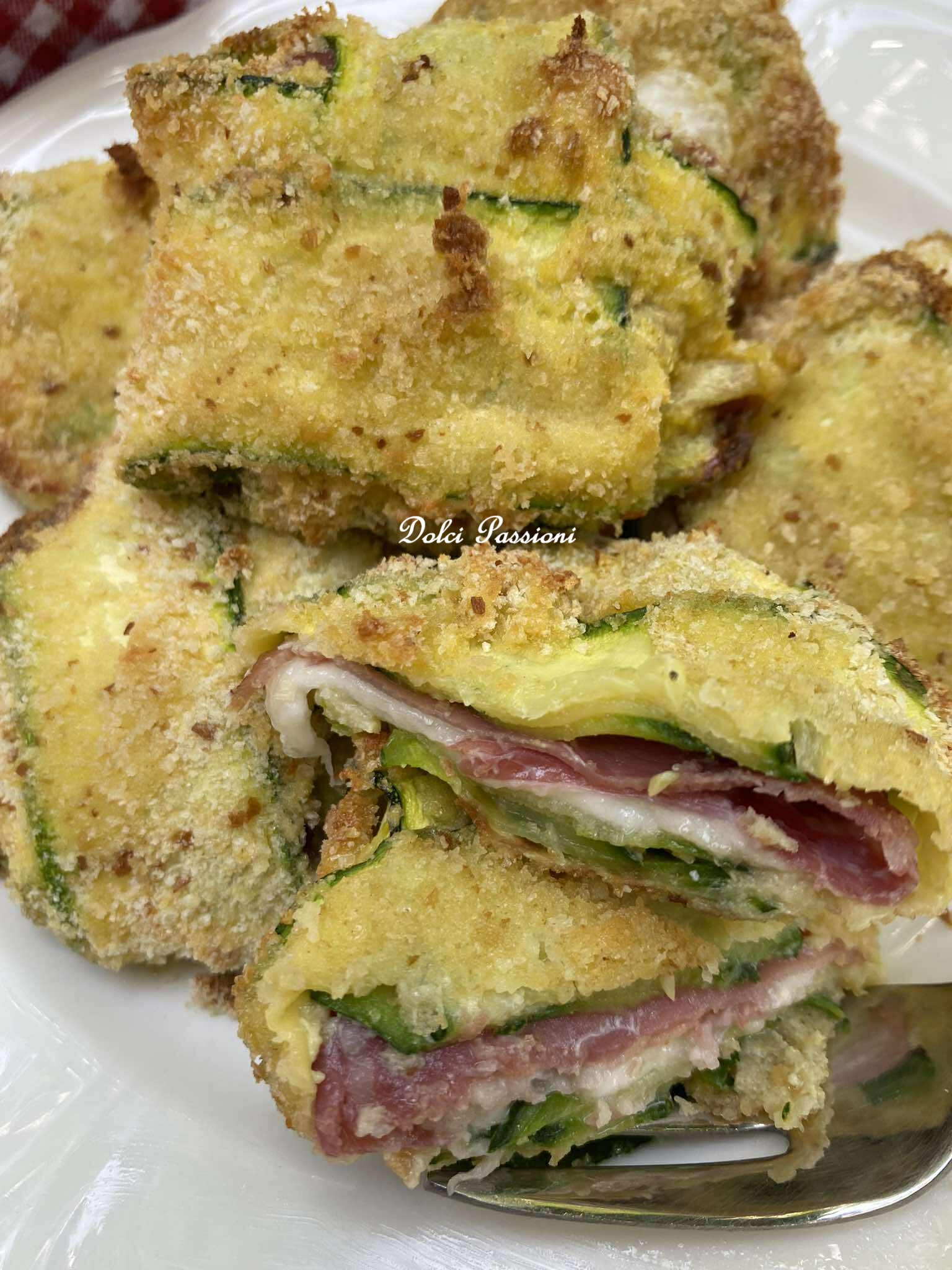 Fagottini di Zucchine ripieni di Prosciutto crudo e mozzarella