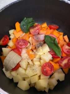 Cremosa e saporita: Scopri il segreto della Pasta con Zucca e Patate perfetta!