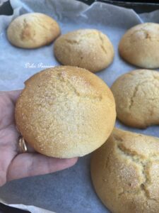 "Pastinelle" o Biscotti nella "Coppa" dal Cuore morbido