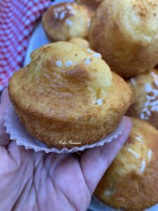 Muffin all’Arancia: piccoli profumi di Casa che mettono il buonumore Muffin all’Arancia: piccoli profumi di Casa che mettono il buonumore