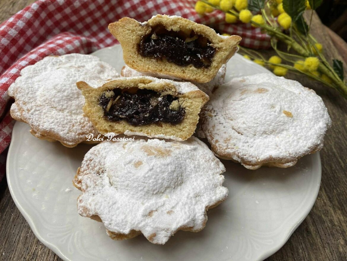 "Bocconotti" Calabresi: l’antica ricetta di Nonna Nunziatina