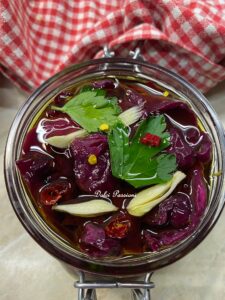Cavolo Rosso sott’olio: colore, carattere e tradizione in conserva