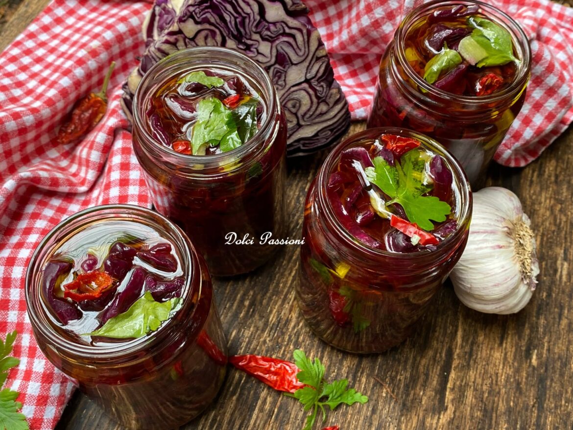 Cavolo Rosso sott’olio: colore, carattere e tradizione in conserva