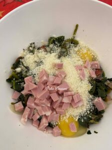 Rustichella con Bietole e Scamorza Affumicata: croccante fuori, filante dentro