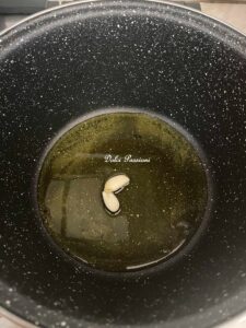 Zuppa di Scarole e Fagioli: ricetta genuina della tradizione Partenopea Zuppa di Scarole e Fagioli: ricetta genuina della tradizione Partenopea