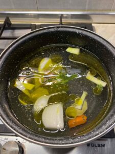 Pasta con Crema di Finocchi e Pancetta Croccante: un primo piatto cremoso e sorprendente