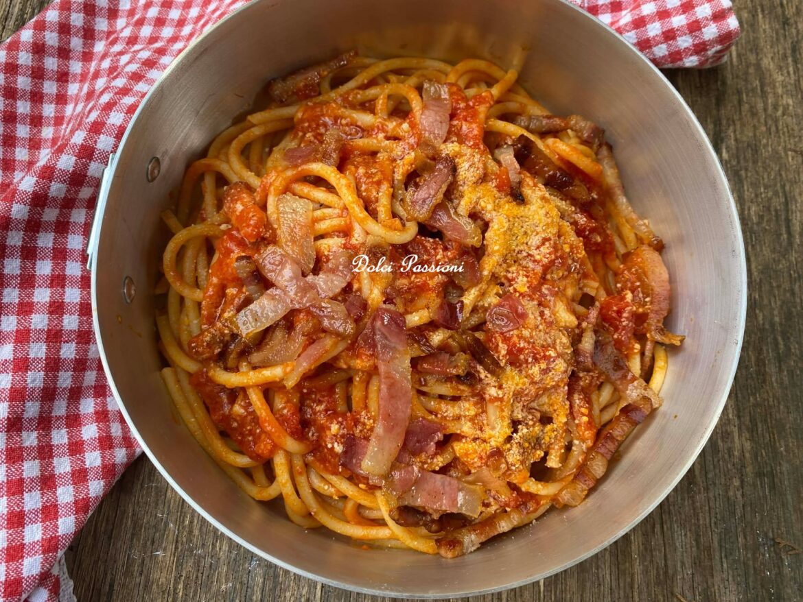 Bucatini all’Amatriciana: il grande classico della cucina Romana ricco di gusto e Tradizione
