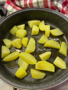 Pollo al forno con Patate: il grande Classico della cucina Italiana