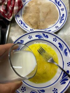 Pane fritto con Zucchero profumato alla Cannella: il Dolce semplice che profuma di Tradizione