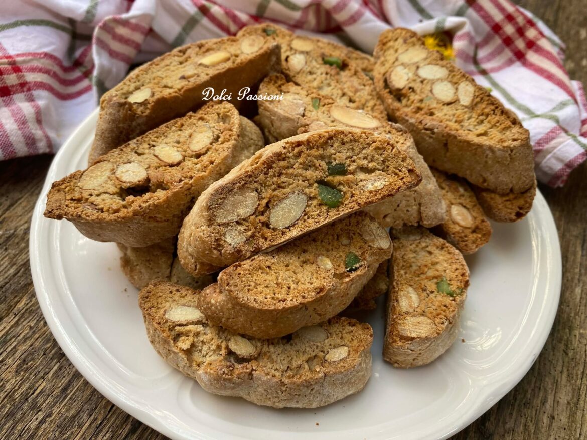 Quaresimali Napoletani: I biscotti rustici della tradizione Partenopea dal cuore speziato.