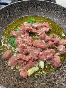 Funghi Cardoncelli con Salsiccia e Olive: il sapore autentico della cucina di casa Palasciano