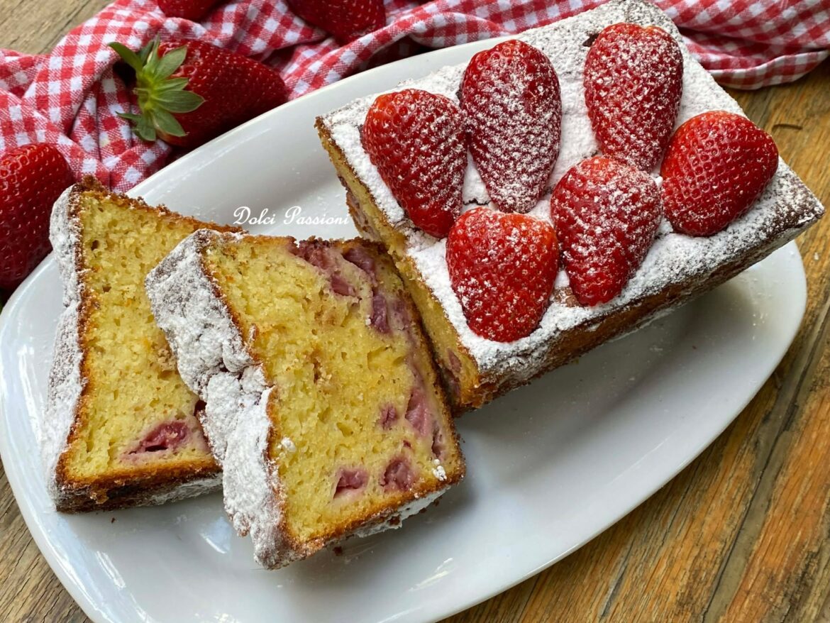 Plumcake alle Fragole e Yogurt Greco: Soffice, Profumato e Irresistibile