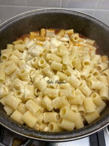 Pasta con ’Nduja e Mollica Croccante: Il gusto autentico della mia Adorata Terra di Calabria Pasta con ’Nduja e Mollica Croccante: Il gusto autentico della mia Adorata Terra di Calabria