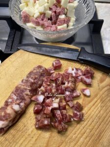 Ciambellone Gastronomico con Formaggi e Salumi: Il Rustico soffice che conquista al primo morso