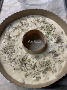 Ciambellone Gastronomico con Formaggi e Salumi: Il Rustico soffice che conquista al primo morso