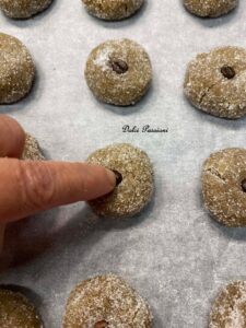 Amaretti al Caffè: Il profumo intenso della tradizione di casa Bellino