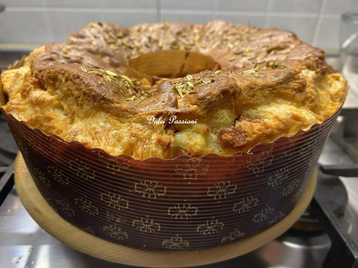 Ciambellone Gastronomico con Formaggi e Salumi: Il Rustico soffice che conquista al primo morso