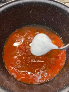 Melanzane alla Pizzaiola: Il piatto filante e saporito che profuma d’Estate