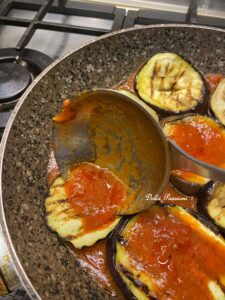 Melanzane alla Pizzaiola: Il piatto filante e saporito che profuma d’Estate
