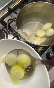 Cipolle bianche in Agrodolce al forno alla Pugliese: Il contorno semplice che sa di casa