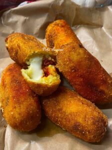 Crocchette di Patate con ’Nduja e Scamorza alla Calabrese: Il Cuore filante e piccante che conquista al primo morso