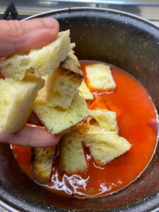 Pappa al Pomodoro: la ricetta Originale Toscana dal sapore Autentico e Genuino