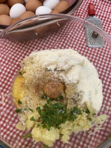 Crocchette di Patate con ’Nduja e Scamorza alla Calabrese: Il Cuore filante e piccante che conquista al primo morso