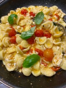 Orecchiette con Ricotta e Pomodorini: il sapore della tradizione Pugliese