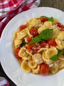 Orecchiette con Ricotta e Pomodorini: il sapore della tradizione Pugliese