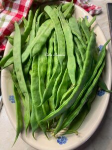 Fagiolini “Piattoni” con Patate e Pomodorini: la Ricetta Originale Lucana che Profuma di Tradizione