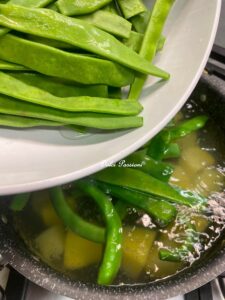 Fagiolini “Piattoni” con Patate e Pomodorini: la Ricetta Originale Lucana che Profuma di Tradizione