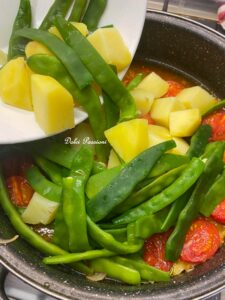 Fagiolini “Piattoni” con Patate e Pomodorini: la Ricetta Originale Lucana che Profuma di Tradizione