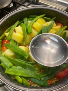 Fagiolini “Piattoni” con Patate e Pomodorini: la Ricetta Originale Lucana che Profuma di Tradizione