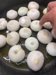 Cipolline "Borettane" in agrodolce in padella: il contorno dal sapore irresistibile