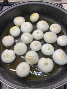 Cipolline "Borettane" in agrodolce in padella: il contorno dal sapore irresistibile
