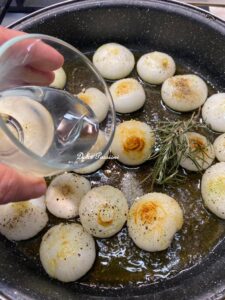 Cipolline "Borettane" in agrodolce in padella: il contorno dal sapore irresistibile