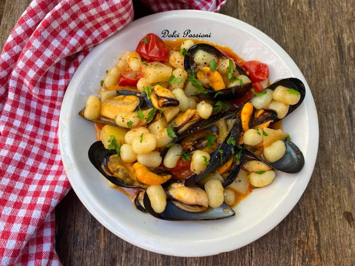 Gnocchetti con Cozze, Patate e Pomodorini: il sapore autentico del mare incontra la Tradizione Italiana