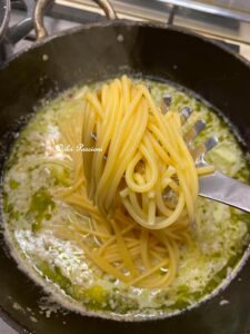 Spaghetti con Cozze in Bianco: La ricetta perfetta di casa Palasciano-Bellino
