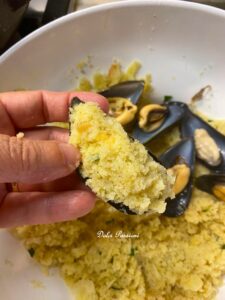 Cozze ripiene al forno alla Pugliese con passata di Pomodoro: la ricetta Originale di casa Palasciano-Bellino
