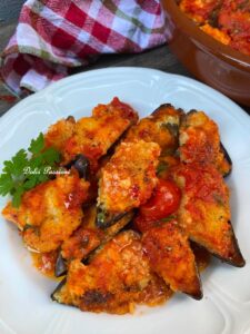 Cozze ripiene al forno alla Pugliese con passata di Pomodoro: la ricetta Originale di casa Palasciano-Bellino