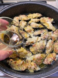 Cozze “Arraganate” con Pomodorini e Pecorino: la ricetta tradizionale di casa Palasciano-Bellino